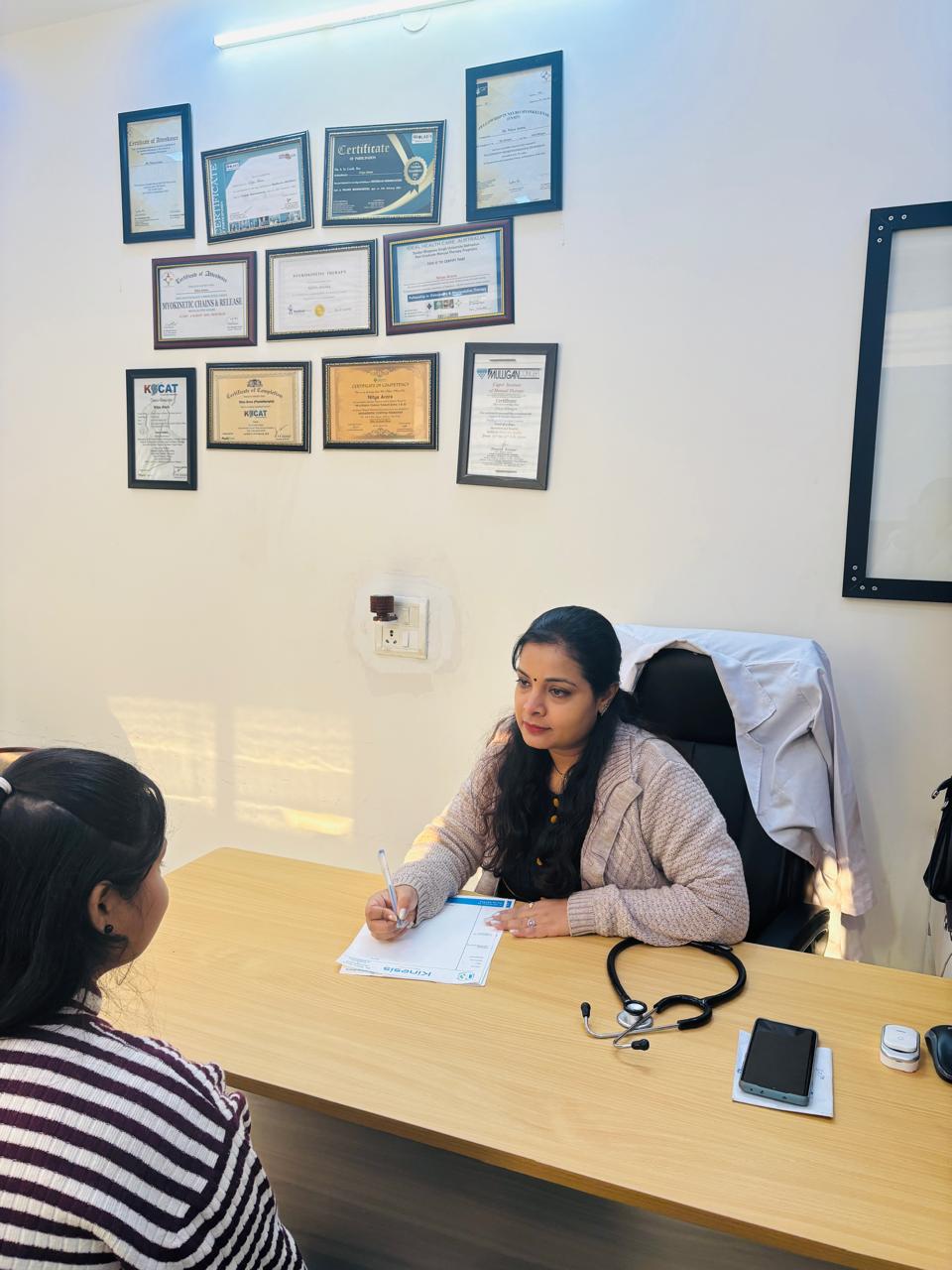 Physiotherapy session at Kinesis Physiocare
